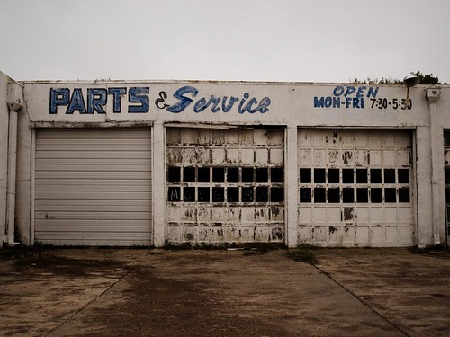 old blue building chevrolet abandoned texas garage olympus dealership mineolatx e410 gtowneric