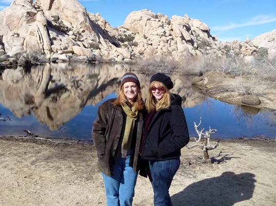 veronique and amy at joshua tree