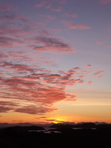 pink blue red sea sky orange yellow clouds sunrise minch lochs mainland lochleurbost