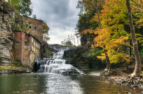 autumn ny newyork fall abandoned water river lunch waterfall nikon wells falls foliage ithaca hdr highdynamicrange d300 photomatix businessmans businessmanslunch