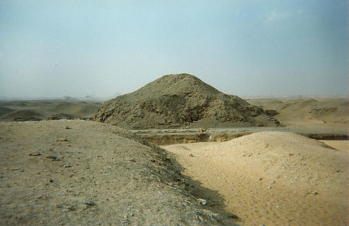 pyramid unas saqqara