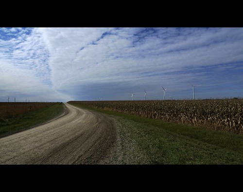 road leica clouds landscape illinois corn windmills soybeans shabbona p2wy dlux4 itsalltheygrowoutthere