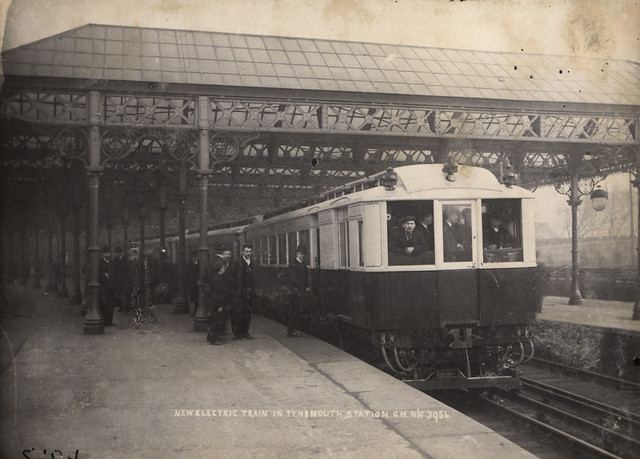1910 - Electric Train at Tynemouth