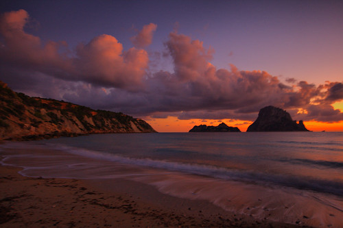 sunset sea cloud costa mer beach canon coast mar mare playa ibiza nubes puestadesol eivissa ocaso hdr baleares digitalcameraclub 400d