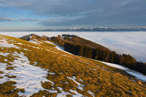 oberegg appenzellinnerrhoden schweiz ch fog clouds mountains above sky hill hillside alps
