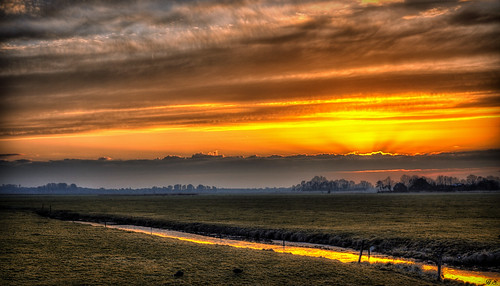 sun sunshine sunset clouds landscape hdr holland egmondermeer canon eos hs hetty hettys sky colors