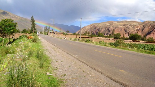 road peru cuzco arcoiris rainbow camino carretera cusco sacredvalley urubamba vallesagrado qosqo peruvianimages