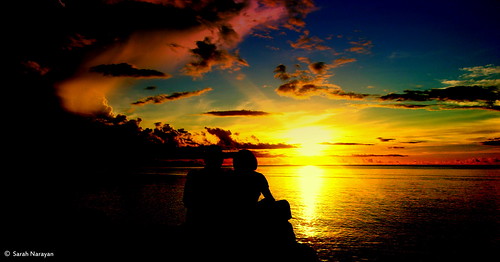 sunset couple lovers soe supershot anawesomeshot sonasali skyascanvas sunsetinfijiislands ahisparents