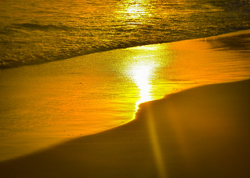 cancún coahuiladezaragoza mexico mx the beach sunset cancun yucatán yucatan quintanaroo quintana roo riviera maya rivieramaya dusk yellow orange sun playa sand water ocean sea caribbean bay gulf cove