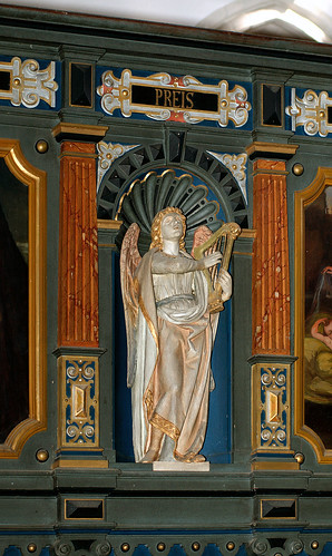 wood statue angel gallery glory carving engel harp bild holz woodcarving schleswigholstein preis flensburg empore harfe angemusicien mmiia stjürgenskirche emporenbrüstung