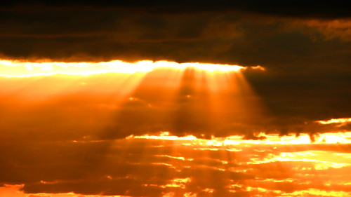 sunset orange yellow clouds dark evening is cool cloudy beam physics rays