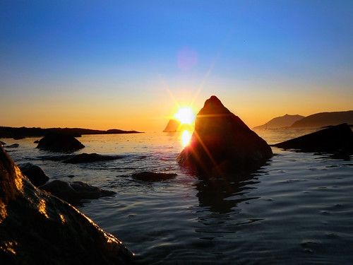 sunset water norway rocks sae arctic midnightsun tromsø håja sommarøy