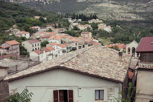 italy landscape town italia village view hill retreat townscape abruzzo hilltown centrostorico borghi bugnara
