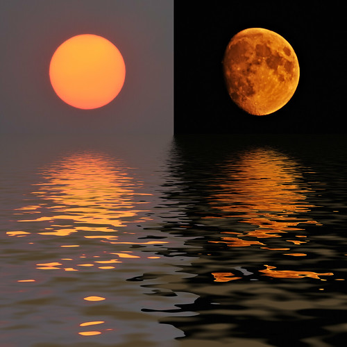 california sunset sun moon sol night fire haze nikon diptych colorado flood fort smoke fortcollins luna co fires collins lunar 2009 d300 300f4 clff