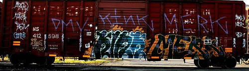 train logo geotagged graffiti crossing ns kentucky tag graf motto tags tagged southern faded railcar weathered boxcar graff graphiti dmv freight stamped merk kink norfolksouthern trainart bsm westernkentucky railart southernservesthesouth hendersonkentucky boxcarart wafflecar geo:lat=37782519 geo:lon=87577622