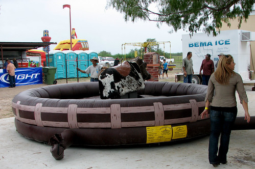 us texas ride bull bullride elsauz cactuscountryfestival