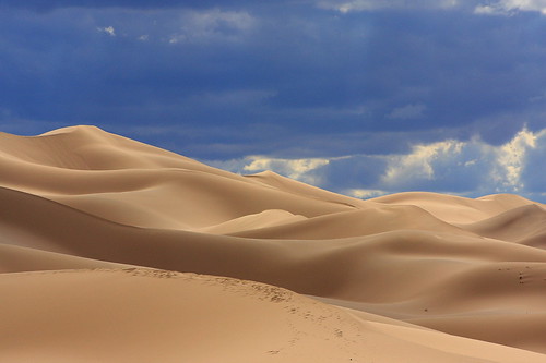 sand desert dunes south mongolia gobi khongoriinels mongolianbeauty umnugovi amarbat