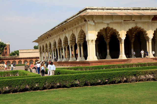 agra fort red fort