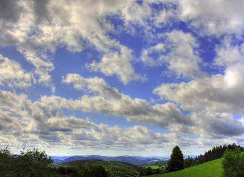 sky panorama clouds canon scenery czech czechrepublic czechmountains hdr photomatix 450d