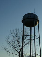 Silhouette of Catlett water tower