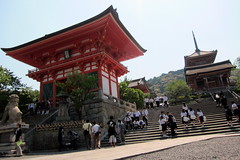 Kyōto - Higashiyama: Kiyomizudera - Niō-mon and Sai-mon