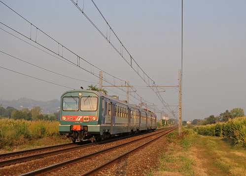 railroad railway trains bahn lombardia mau ferrovia treni pilota pavese steuerwagen nikond90 alpc le562 r2666