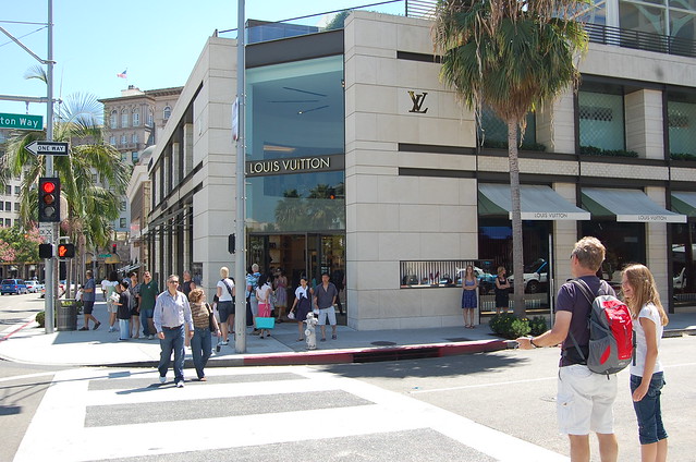 Louis Vuitton @ Rodeo Drive | Flickr - Photo Sharing!