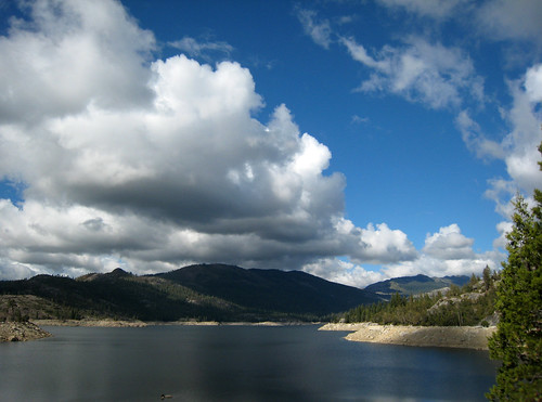blue sky lake clouds forest sierra norcal nevadacounty lakespaulding