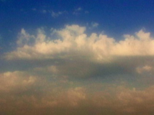 sky clouds dawn goingforawalk thessaloniki paralia παραλία sunriseclouds θεσσαλονίκη angelswing summer2009 παραλίαθεσσαλονίκησ καλοκαίρι2009 takenwithanoldnokia6600 walking10km cloudsstories