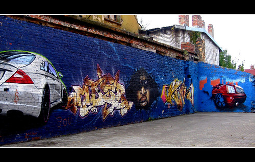 blue cars wall colorful grafiti latvia graphiti mavi duvar liepaja