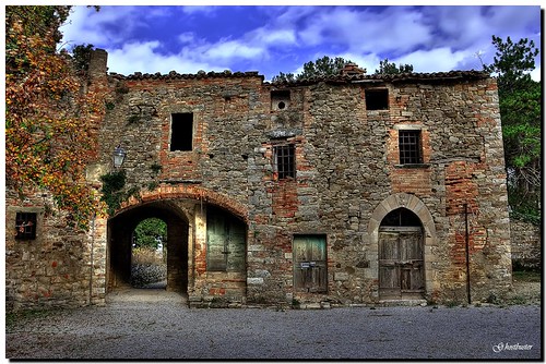 castle ruins castello perugia hdr umbria rovine ghostbuster cibottola gigi49