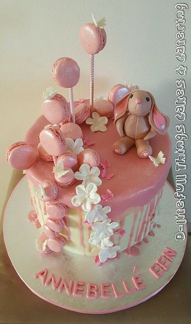 Pretty in Pink Cake by Douwlien Leach of D- Litefull Things Cakes and Catering - www.d-litefullcakes.co.za