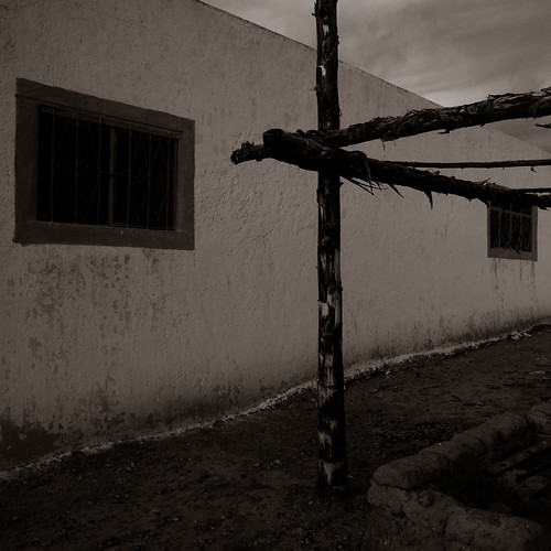 road wood travel white building window sepia square mexico warm angle state sony border perspective structure dirty dirt spanish zacatecas medium r1 roadside tone stucco lightroom preset pabellon