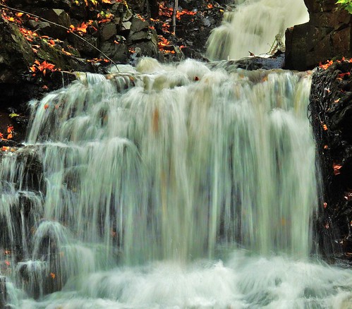 autumn waterfall wasserfall connecticut cascade cascada rockyhill dividend johnjmurphyiii