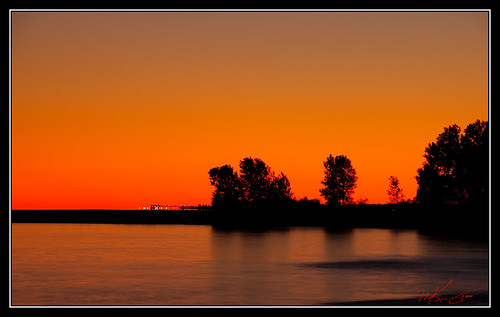 park camping trees sunset summer sky lake ontario canada nature water silhouette night tripod lakeontario 2009 presquile presquileprovincialpark nikond80 nikon18135mmf3556 d80challenge