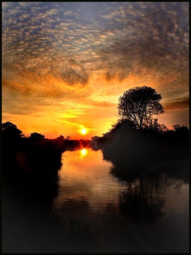 sunset summer canal fuji cheshire silhouettes portfolio s9600 colorphotoaward superaplus aplusphoto vanagram