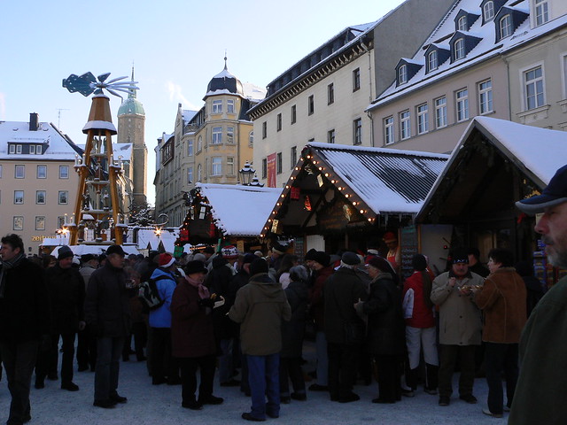 Auf dem Weihnachtsmarkt, Sankt Annenkirche