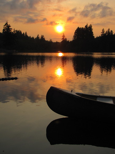 sunset summer clouds bravo canoe estuary wa pugetsound 1bluecanoe