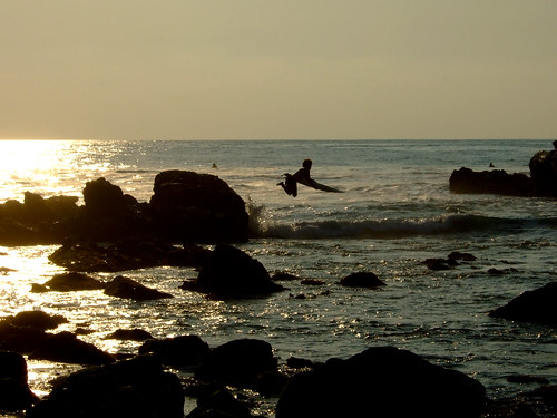 ocean sunset sea water mexico jump rocks surf surfer board wave surfing oaxaca puertoescondido