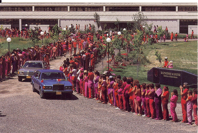 1985 Rajneesh Mandir, Rajneeshpuram Oregon