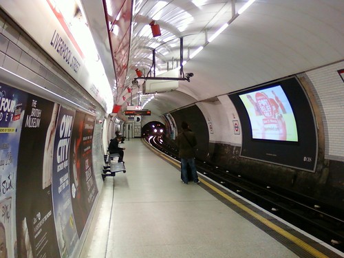 Westbound Central Line Approaches Liverpool Street