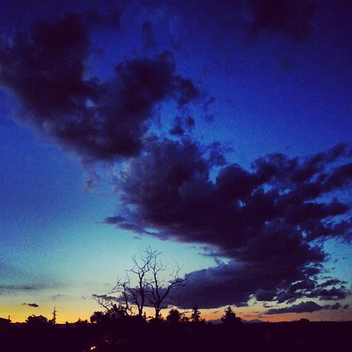 blue sunset sky orange nature clouds sunrise dark twilight flisan felizzano uploaded:by=flickstagram instagram:photo=4543833968666048511071134 instagram:venuename=comunedifelizzano instagram:venue=31507090