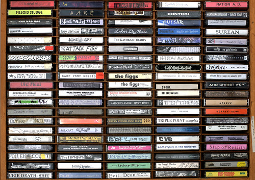 100 Cassettes