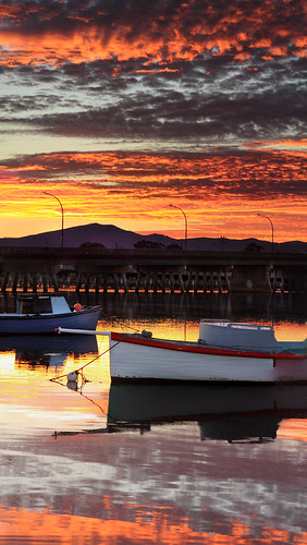 morning seascape clouds sunrise reflections landscape boats scene portaugusta sameplaceovertime