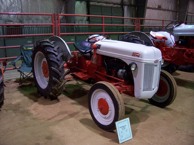 1941 Ford tractor #10