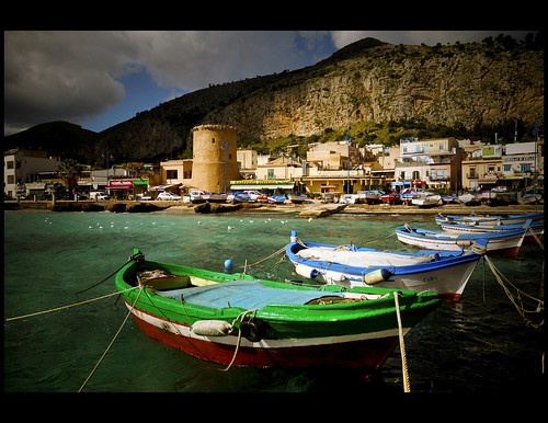 seascape landscape bay boat colours barche porto sicily palermo paesaggio mondello