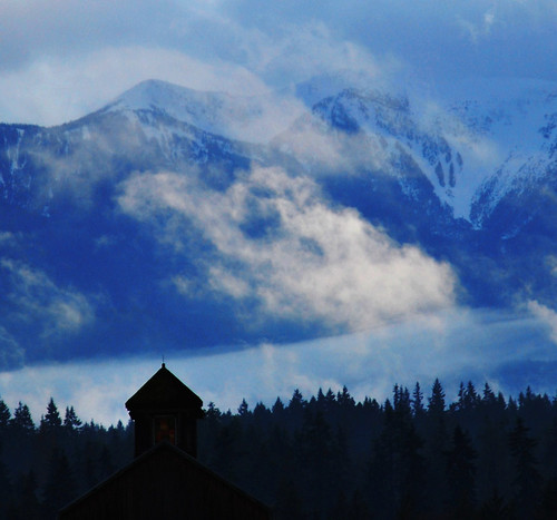 winter snow clouds barn olympicpeninsula evergreens olympicmountains clallamcounty westernwashington