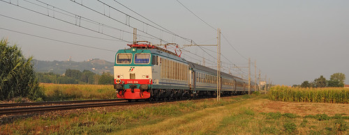 railroad sunrise alba railway trains bahn lombardia tigre mau ferrovia treni pavese e632 nikond90 r3961