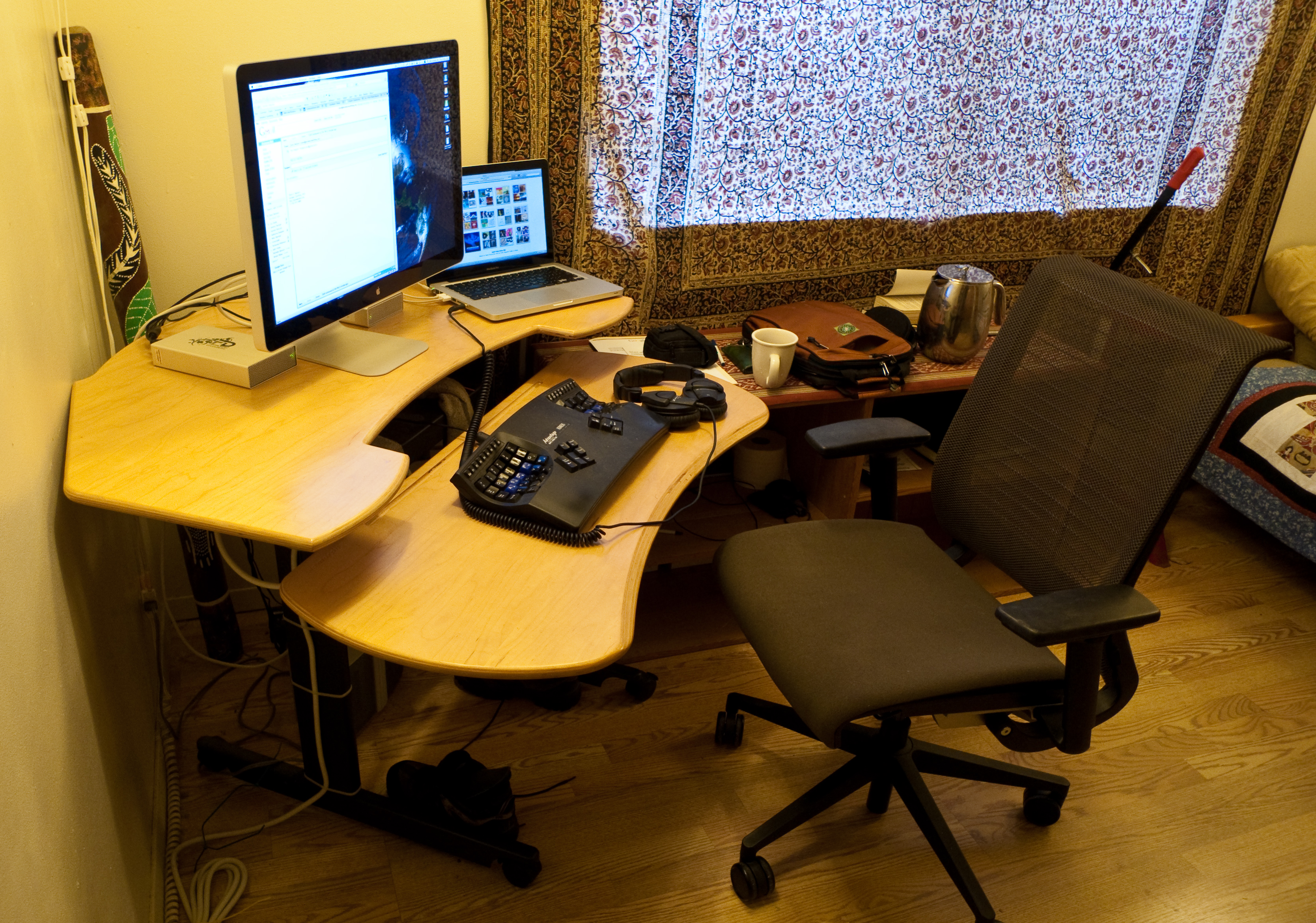 Parkwood Home Office v2.0 | Overall very comfortable, except… | Flickr ...