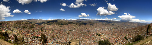 panorama geotagged outside bolivia lapaz hdr stiched formfaktor geo:lat=1648337095024656 geo:lon=6815944717659681